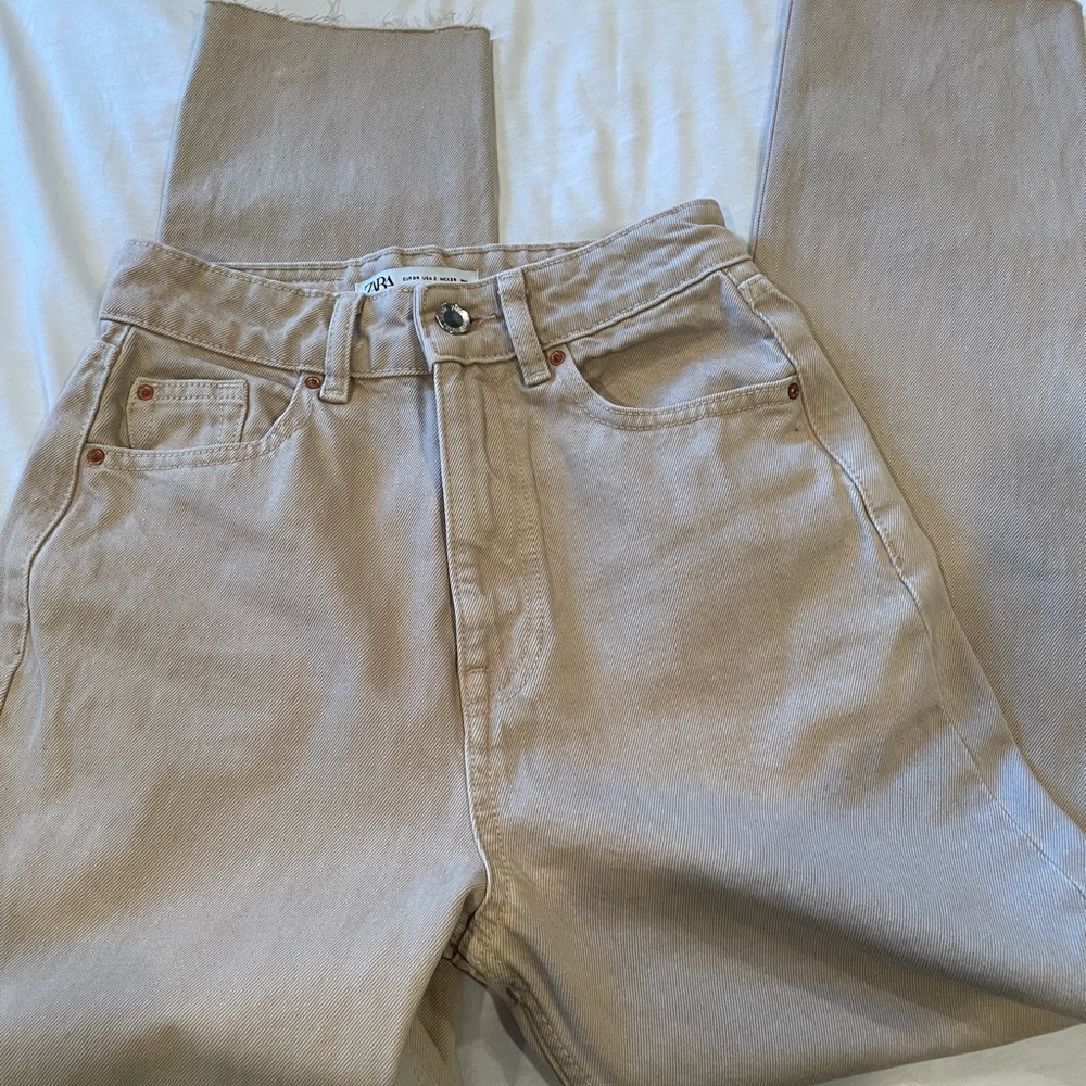 Zara Tan Straight Jeans